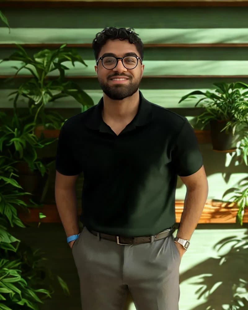 Sanyam Bathija, Founder · IT-Architekt